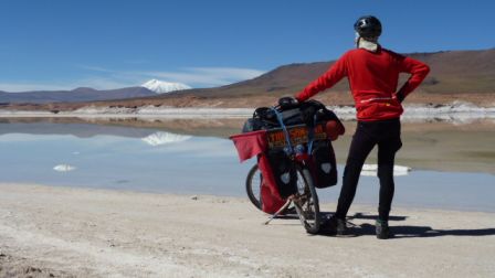 Salar aguas calientes Chili.JPG